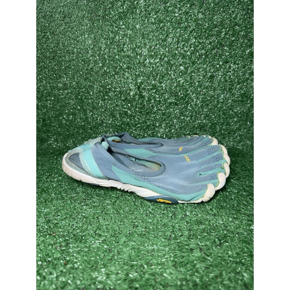 Vibram Fivefingers Women Size 9 US 41 EU Y2K Barefoot Water Shoes Blue Green